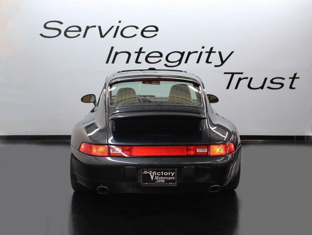 1996 Porsche 911 Carrera 2dr Carrera Coupe 6-Speed Manual